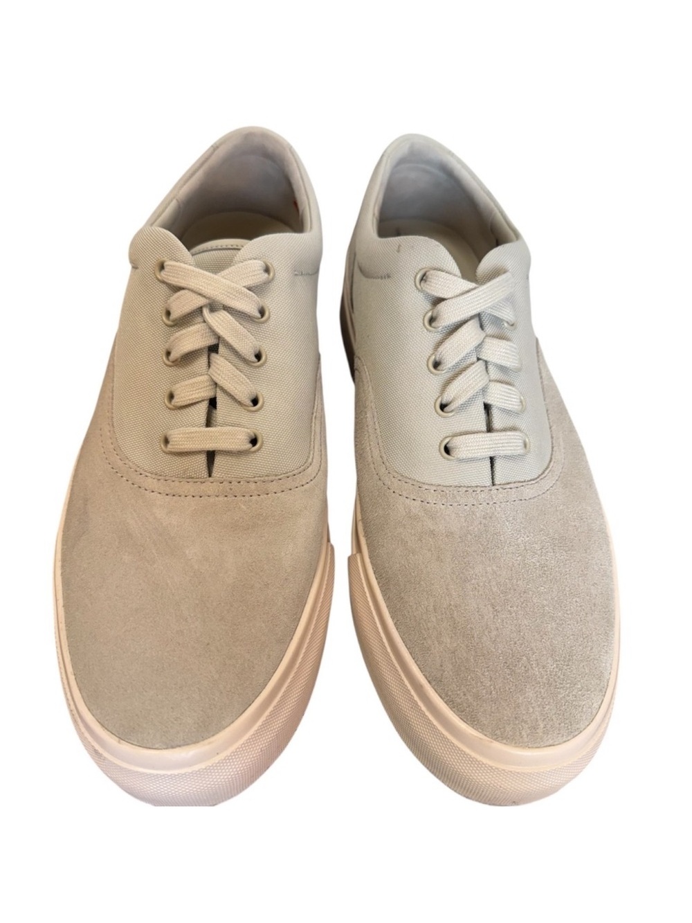 Vince Sonny Mens 10 Gray Suede Low Top Sneakers EU 44 Minimalist Cupsole